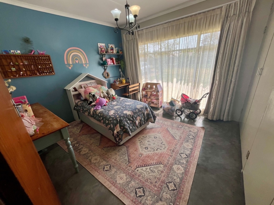 4 Bedroom Property for Sale in Flamwood North West